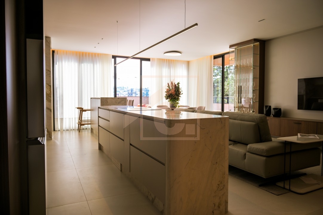 Apartamento à venda em Pato Branco Ed. Chardonnay com 01 Suíte + 01 Quarto.