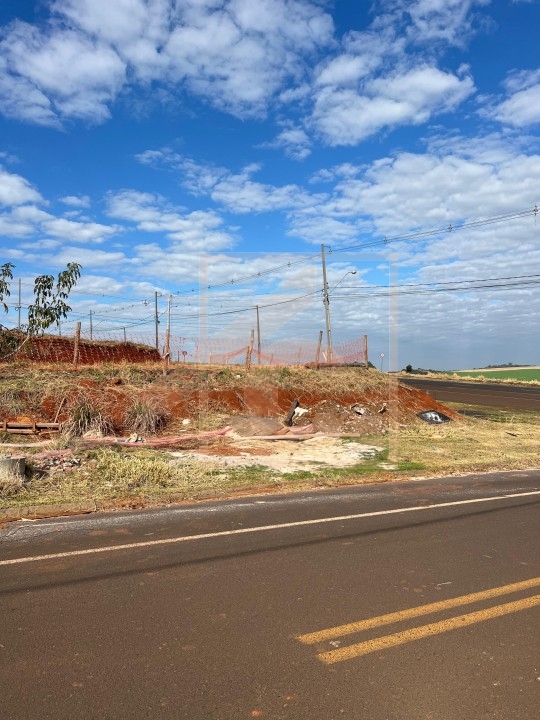 Terreno à venda em Pato Branco no Bairro Fraron- Loteamento Dom Luiz Q-2177 L-01