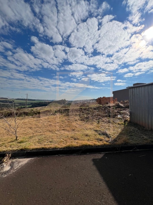 Terreno à venda em Pato Branco no Bairro Fraron-  Loteamento Dom Luiz Q-2176 L-18