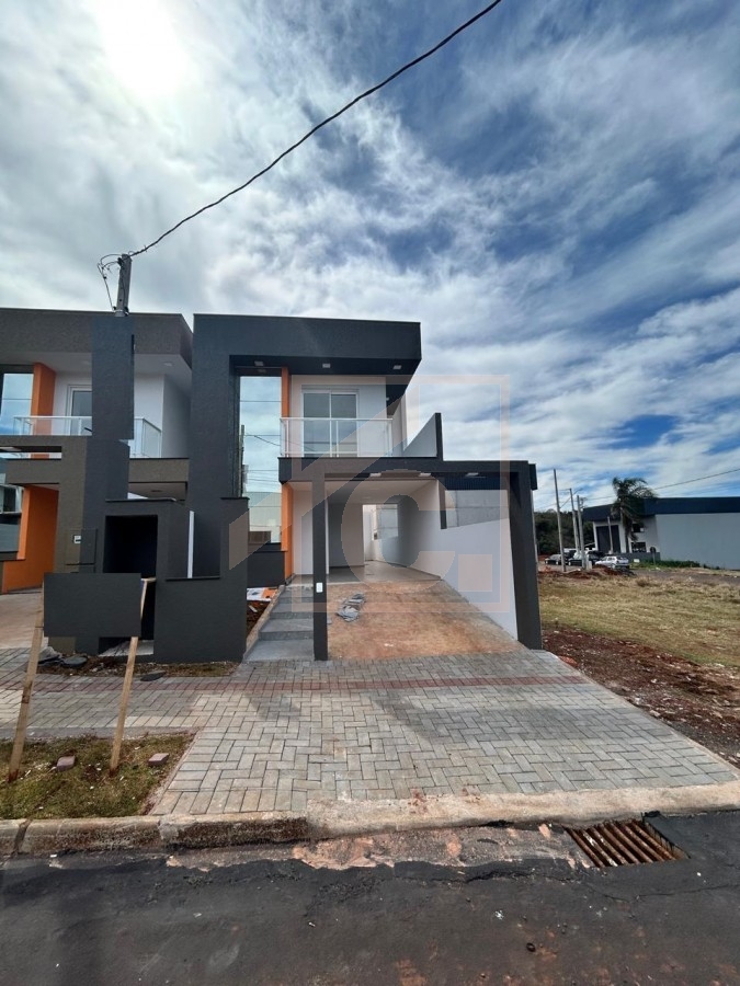 Sobrado à venda em Pato Branco no bairro Fraron