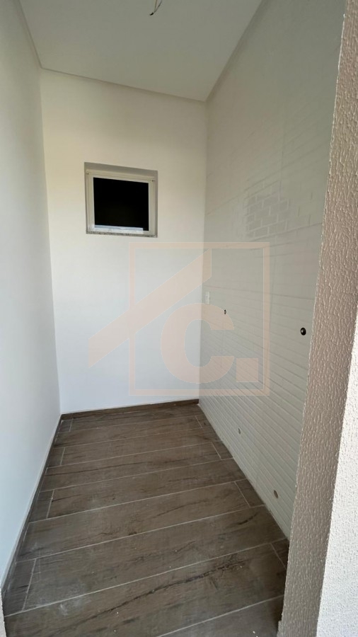 Casa à venda em Pato Branco com 1 Suíte + 2 Quartos no bairro Fraron