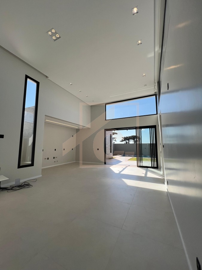 Casa  à venda em Pato Branco com 3 Suítes no bairro Cadorin