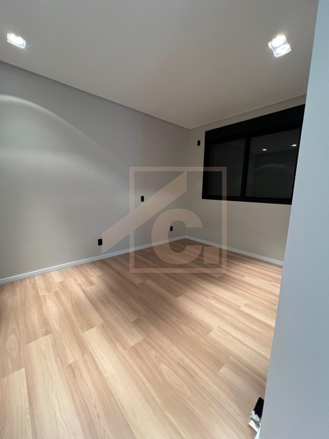 Casa  à venda em Pato Branco com 3 Suítes no bairro Cadorin