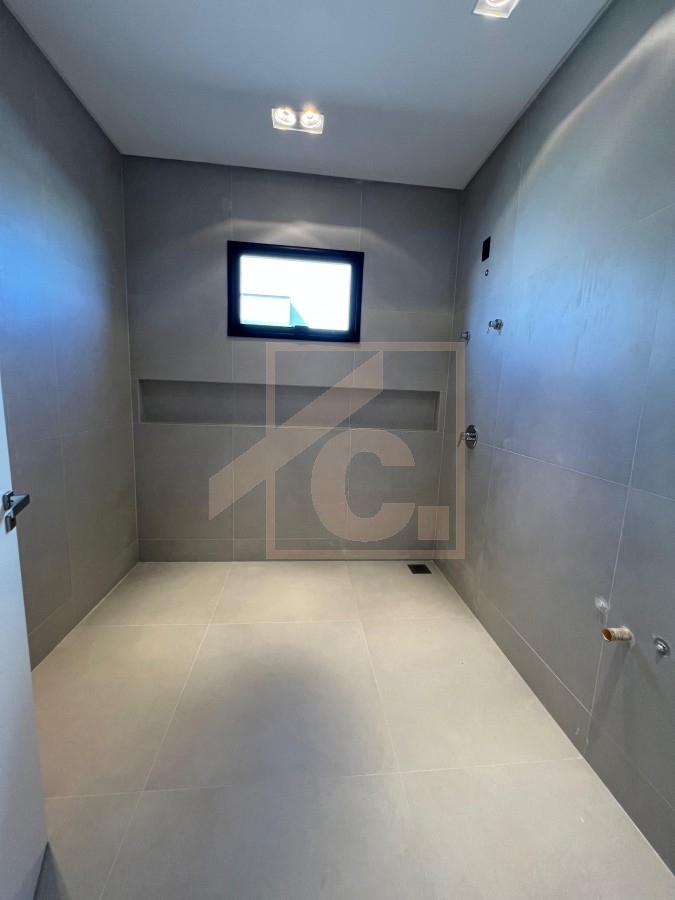 Casa  à venda em Pato Branco com 3 Suítes no bairro Cadorin