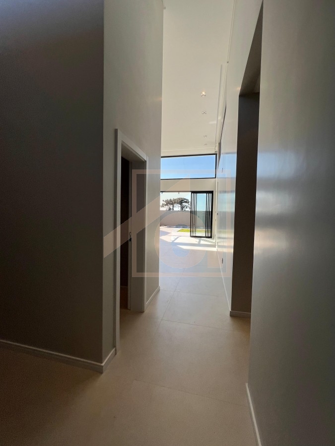 Casa  à venda em Pato Branco com 3 Suítes no bairro Cadorin