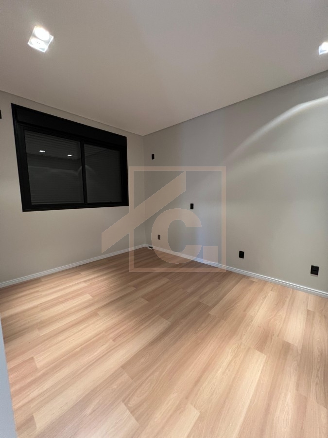 Casa  à venda em Pato Branco com 3 Suítes no bairro Cadorin