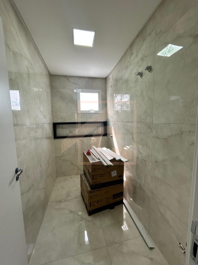 Sobrado à venda em Pato Branco no bairro Fraron