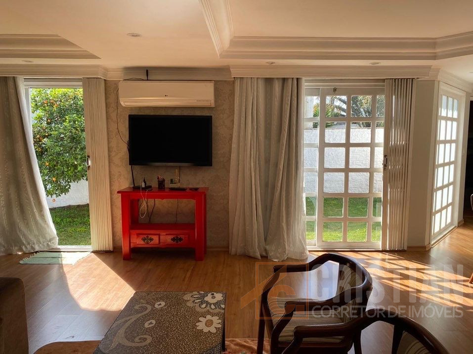 Casa à venda em Pato Branco no bairro Pinheiros