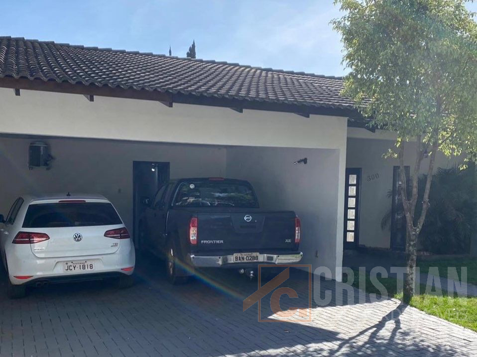 Casa à venda em Pato Branco no bairro Pinheiros