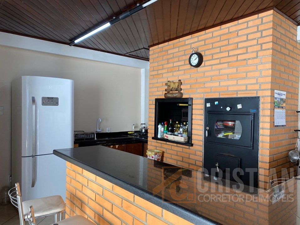 Casa à venda em Pato Branco no bairro Pinheiros