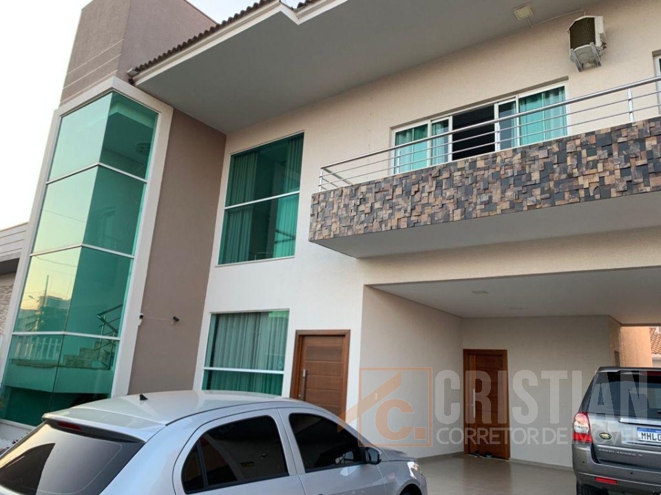 Sobrado mobiliado à venda em Pato Branco no Bairro Fraron