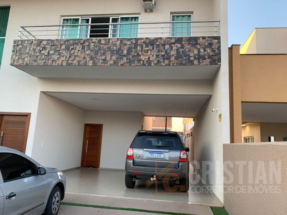 Sobrado mobiliado à venda em Pato Branco no Bairro Fraron