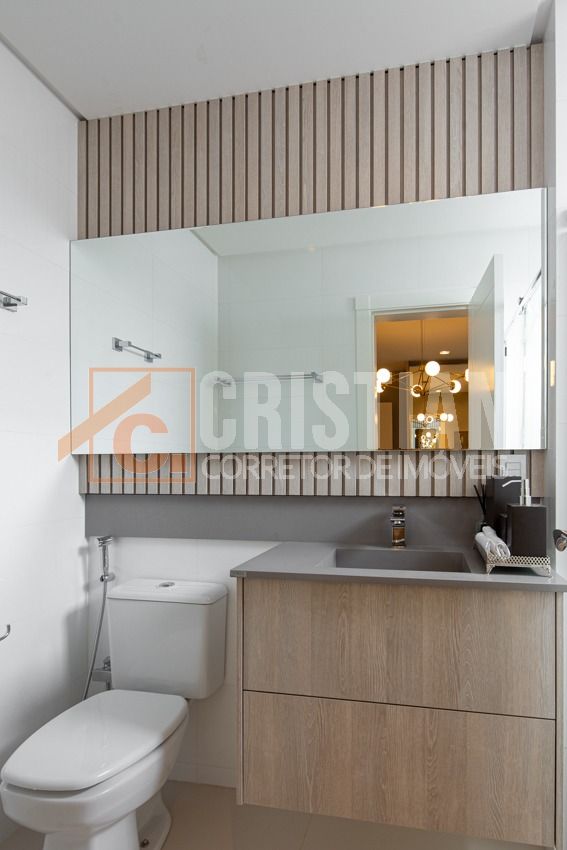 Apartamento à venda em Itapema no Edifício Praia de Ferrugem Residence