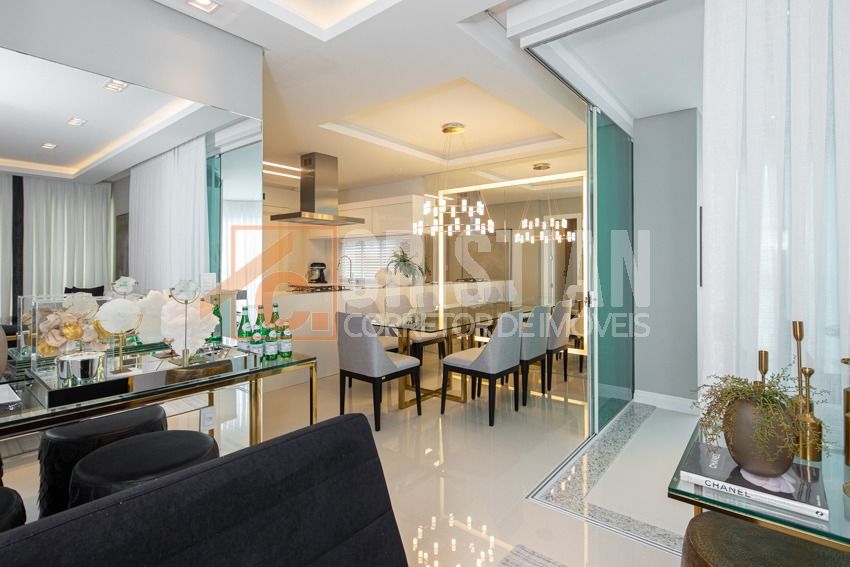 Apartamento à venda em Itapema no Edifício Praia de Ferrugem Residence