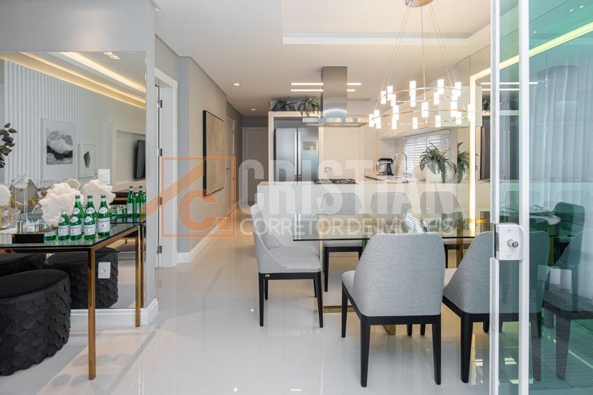 Apartamento à venda em Itapema no Edifício Praia de Ferrugem Residence