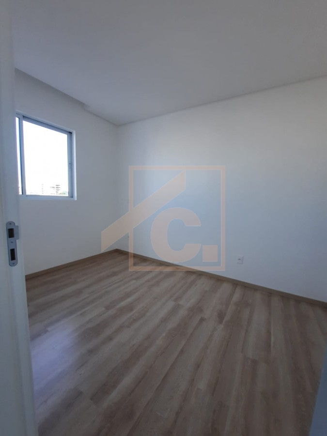 Apartamento à venda em Pato Branco no Edifício Esmeralda