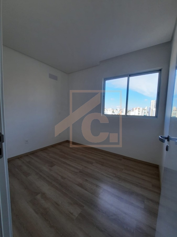 Apartamento à venda em Pato Branco no Edifício Esmeralda