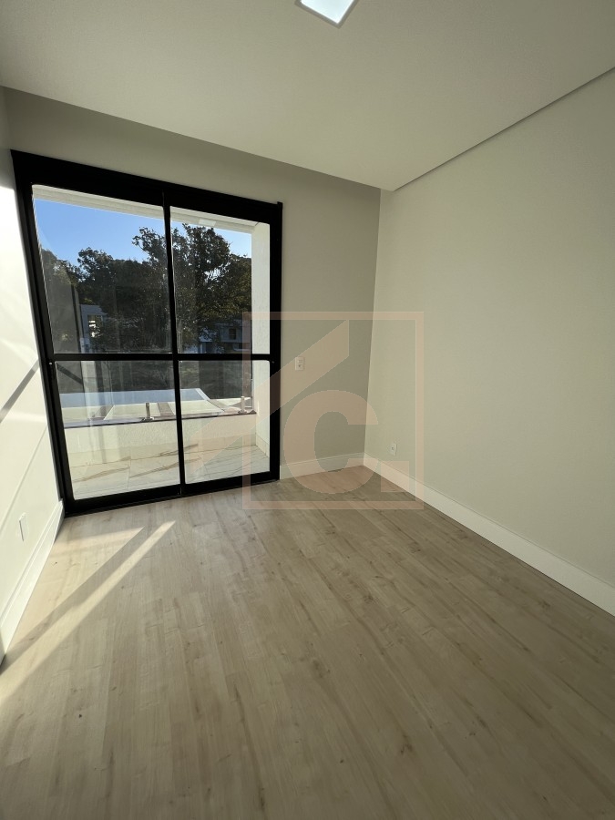 Sobrado à venda em Pato Branco no bairro Fraron