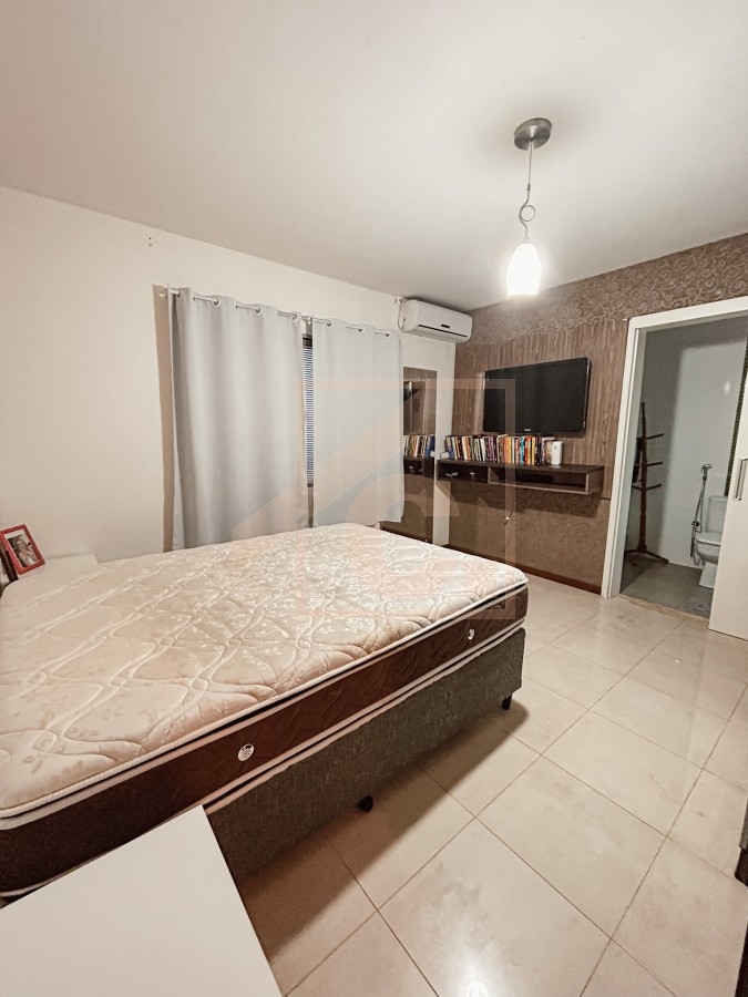 Casa à venda em Pato Branco, mobiliada com piscina bairro São Francisco