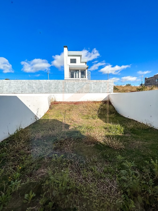 Sobrado à venda em Pato Branco no bairro São Francisco com 1 Suíte + 02 Quartos.