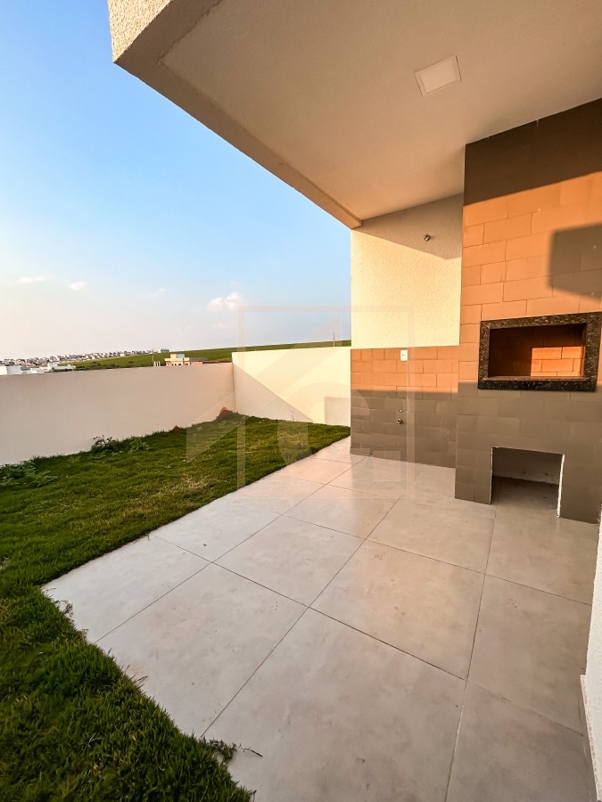 Casa à venda em Pato Branco com 3 quartos no bairro Fraron