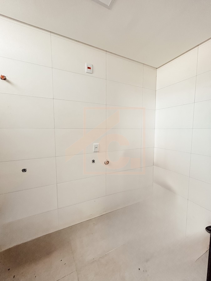 Sobrado à venda em Pato Branco com 1 Suíte + 2 quartos bairro Fraron