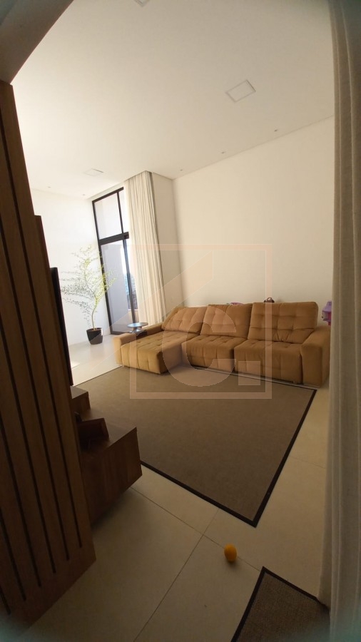 Casa à venda em Pato Branco no bairro São Francisco com 1 Suíte + 2 Quartos e Piscina