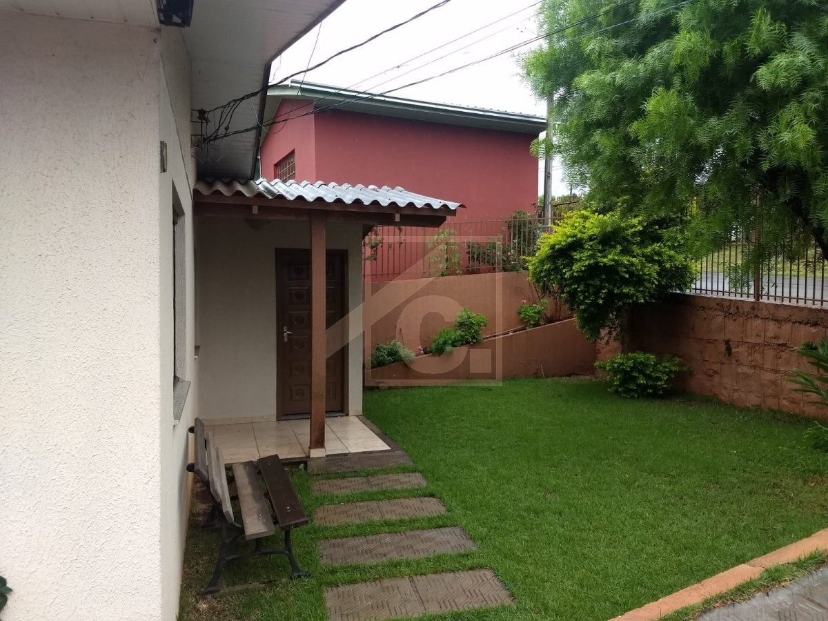 Terreno com duas casas à venda em Pato Branco no bairro Vila Verde