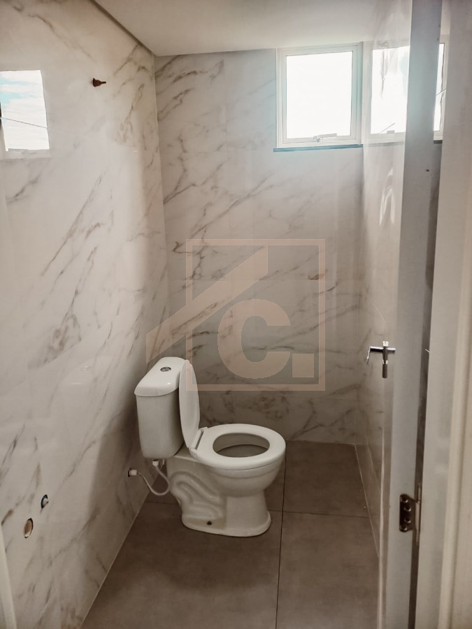 Casa à venda em Pato Branco com 1 suíte + 2 quartos no bairro Jardim Primavera