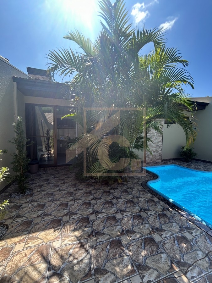 Casa à venda em Pato Branco com piscina no Bairro La Salle