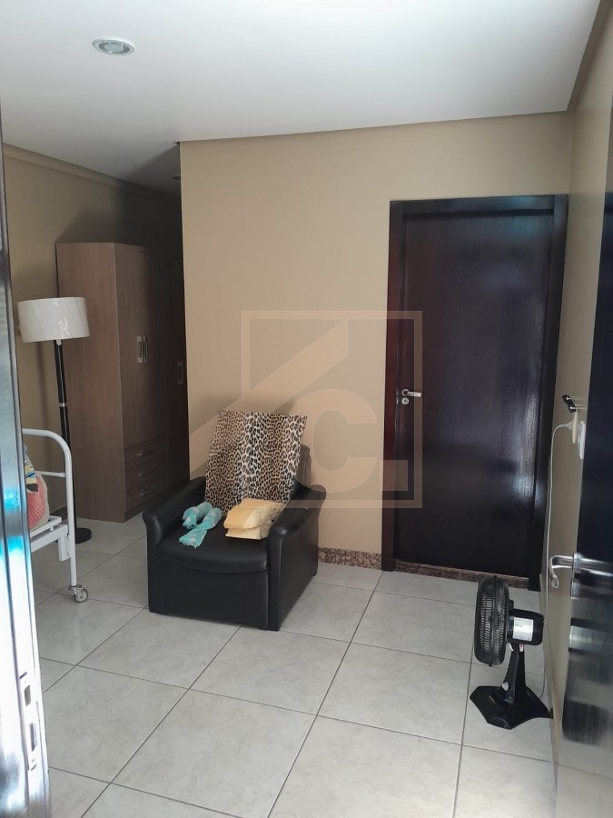 Casa à venda em Pato Branco com piscina no Bairro La Salle
