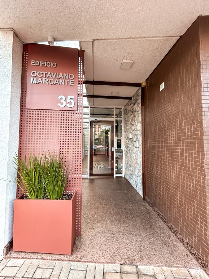 Apartamento à venda em Pato Branco no Ed. Octaviano Marcante 