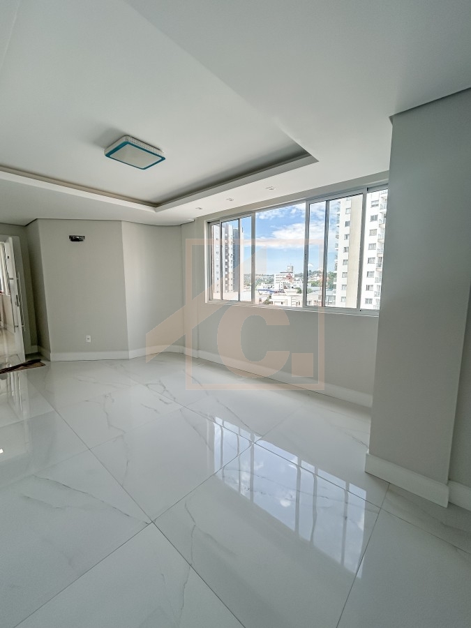 Apartamento à venda em Pato Branco no Ed. Alice Sartor