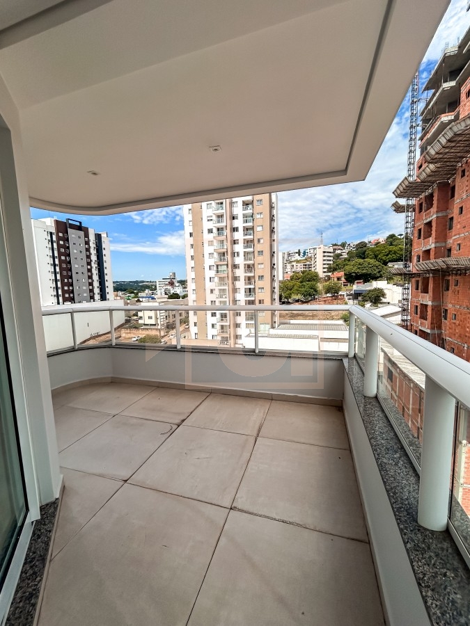 Apartamento à venda em Pato Branco no Ed. Alice Sartor
