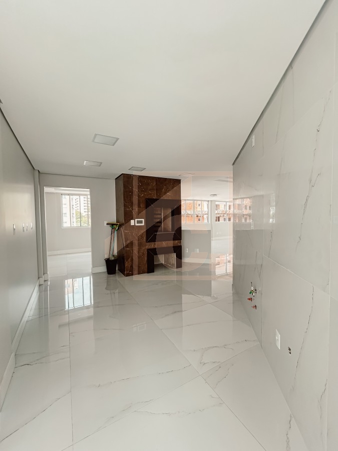 Apartamento à venda em Pato Branco no Ed. Alice Sartor