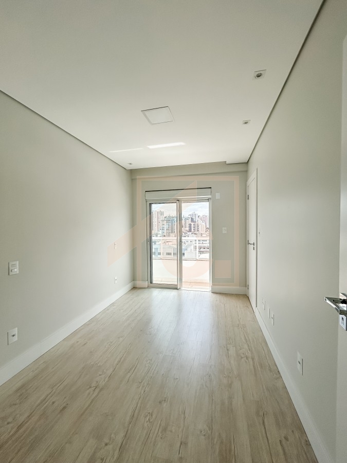 Apartamento à venda em Pato Branco no Ed. Alice Sartor