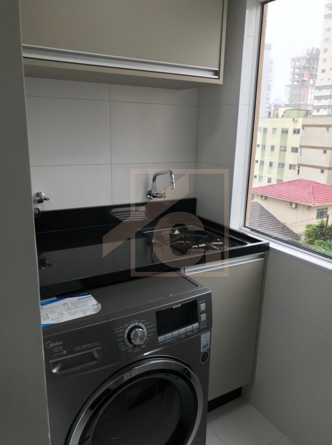 Apartamento Mobiliado Residencial Morada Regia com 1 Suíte + 2 Quartos.