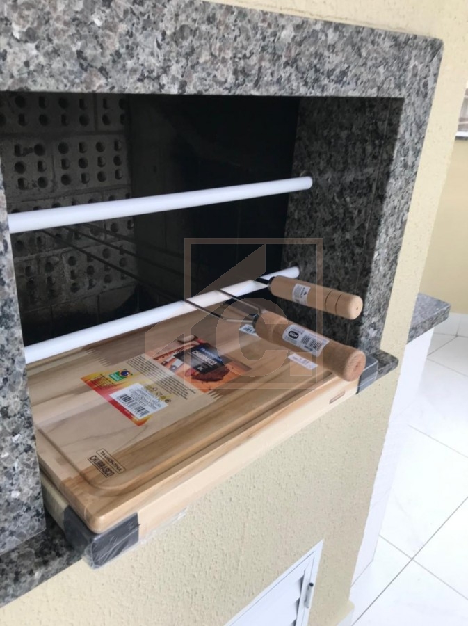 Apartamento Mobiliado Residencial Morada Regia com 1 Suíte + 2 Quartos.