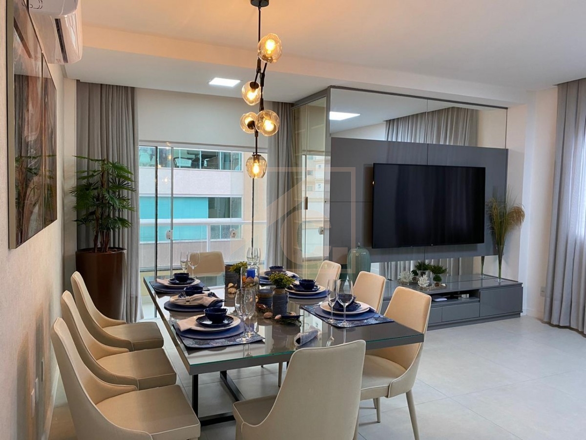 Cobertura Mobiliada Residencial Morada Regia com 2 Suíte + 2 Quartos.