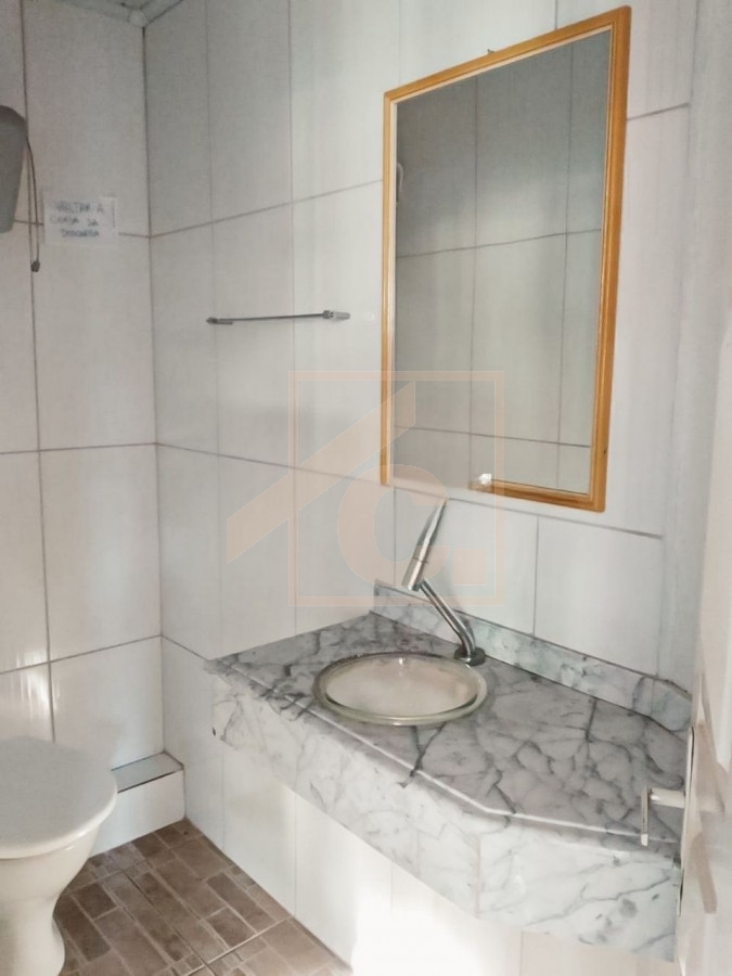 Casa à venda em Pato Branco com 1 Suíte + 2 Quartos e Piscina  no bairro Jardim das Américas