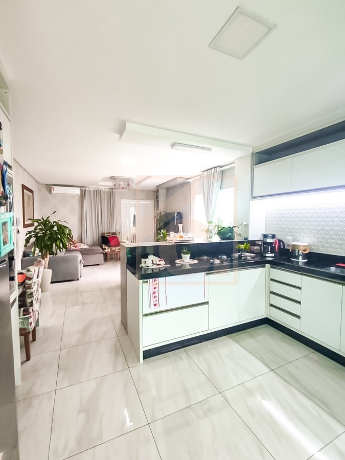 Casa à venda em Pato Branco no bairro São Francisco mobiliada e com piscina