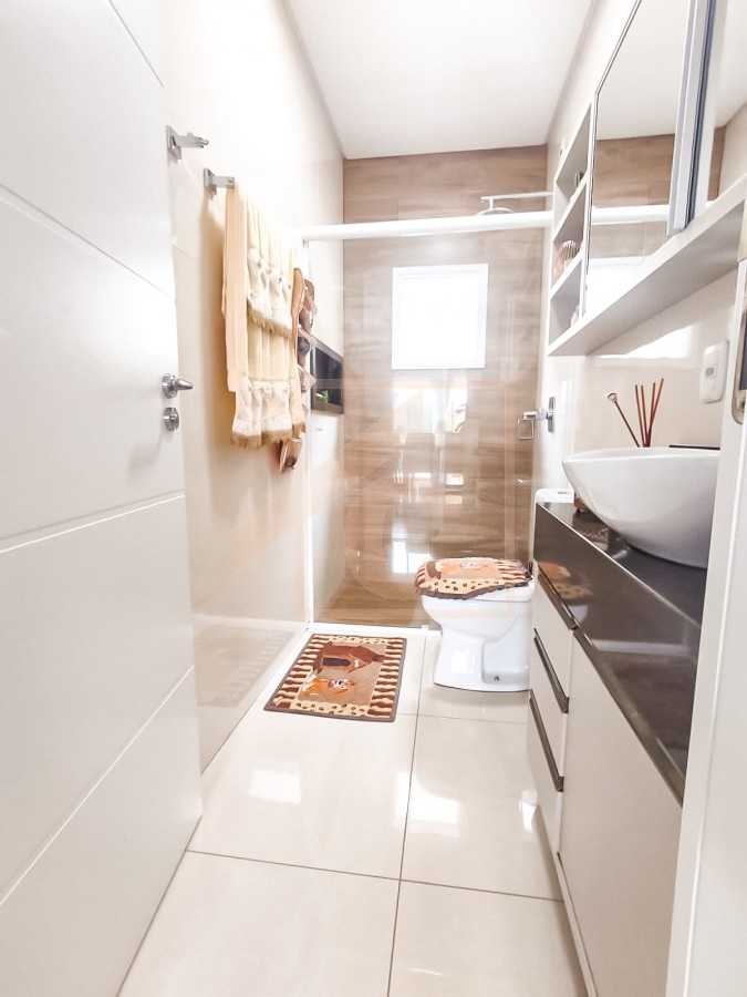 Casa à venda em Pato Branco no bairro São Francisco mobiliada e com piscina