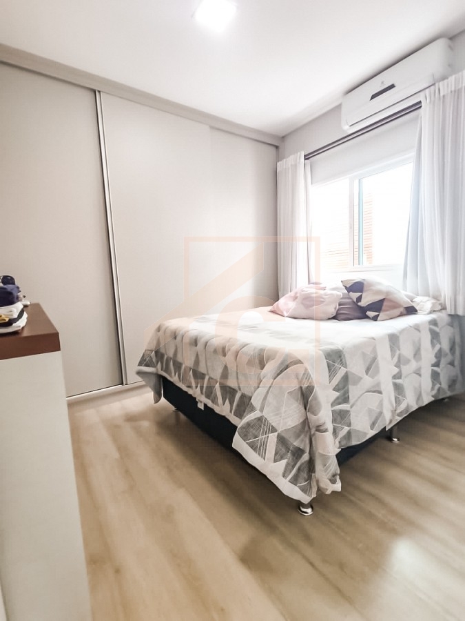 Casa à venda em Pato Branco no bairro São Francisco mobiliada e com piscina