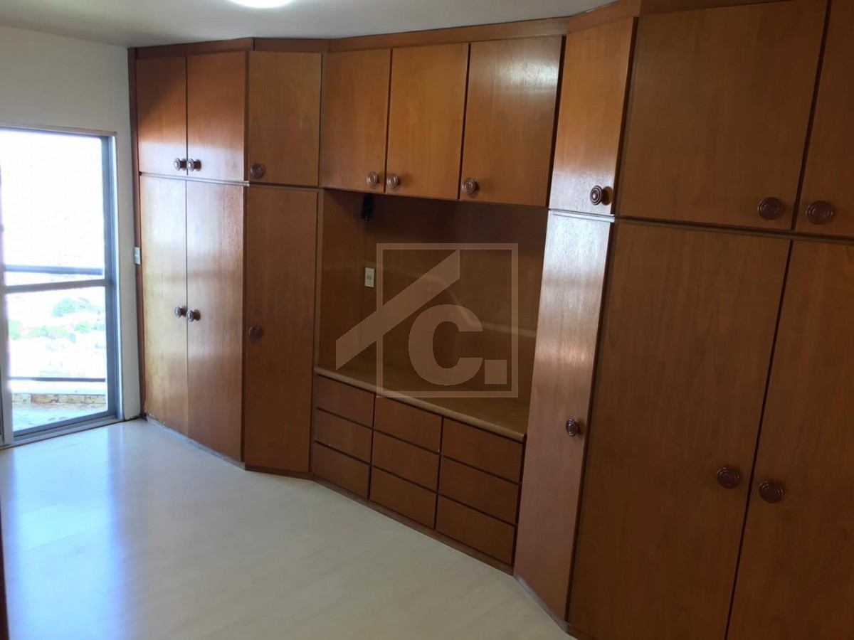 Apartamento á venda em Pato Branco no Ed. Dona Cesira 