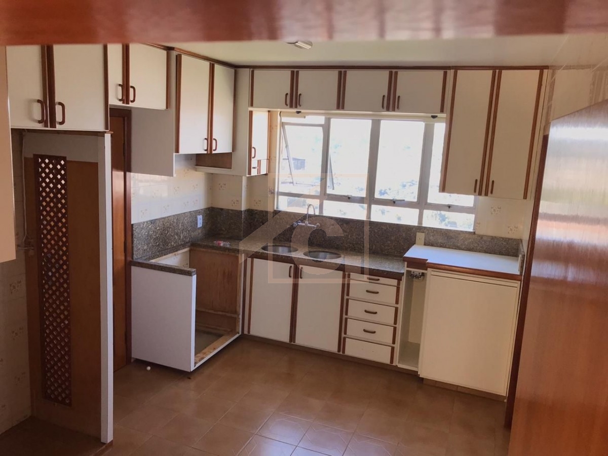 Apartamento á venda em Pato Branco no Ed. Dona Cesira 