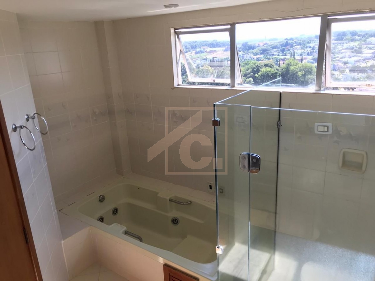 Apartamento á venda em Pato Branco no Ed. Dona Cesira 