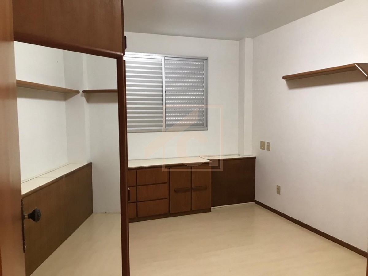 Apartamento á venda em Pato Branco no Ed. Dona Cesira 