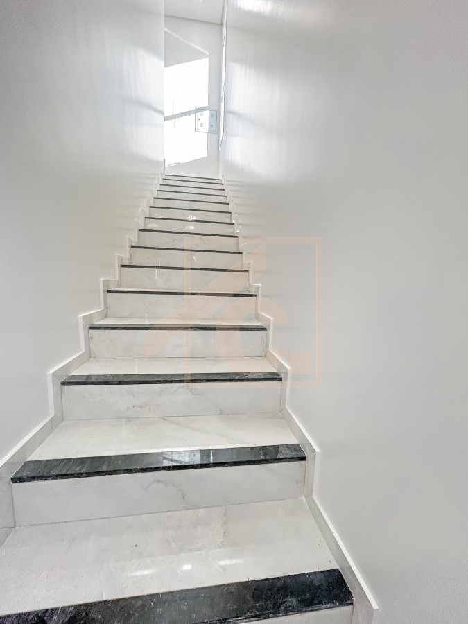 Sobrado Alto Padrão à venda em Pato Branco no bairro São Francisco com 03 Suítes