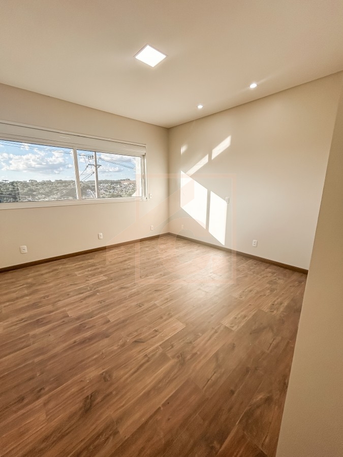 Sobrado Alto Padrão à venda em Pato Branco no bairro São Francisco com 03 Suítes