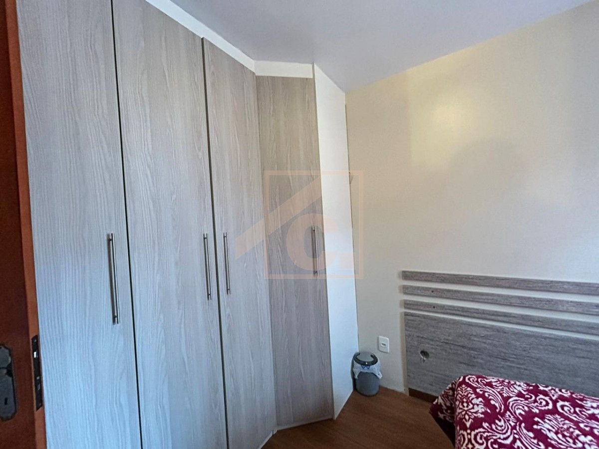 Sobrado à venda em Pato Branco com 03 quartos bairro Brasília. 